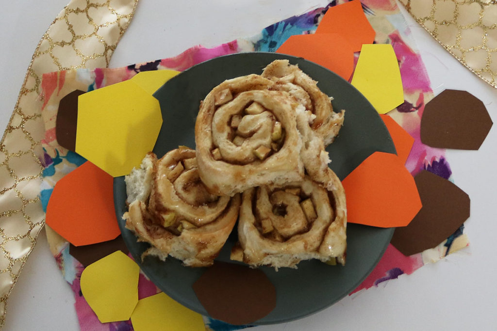 caramel apple cinnamon rolls