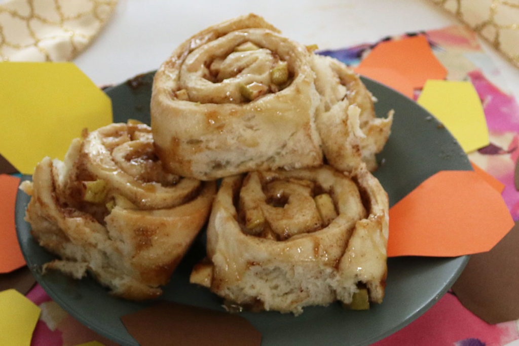 caramel apple cinnamon rolls